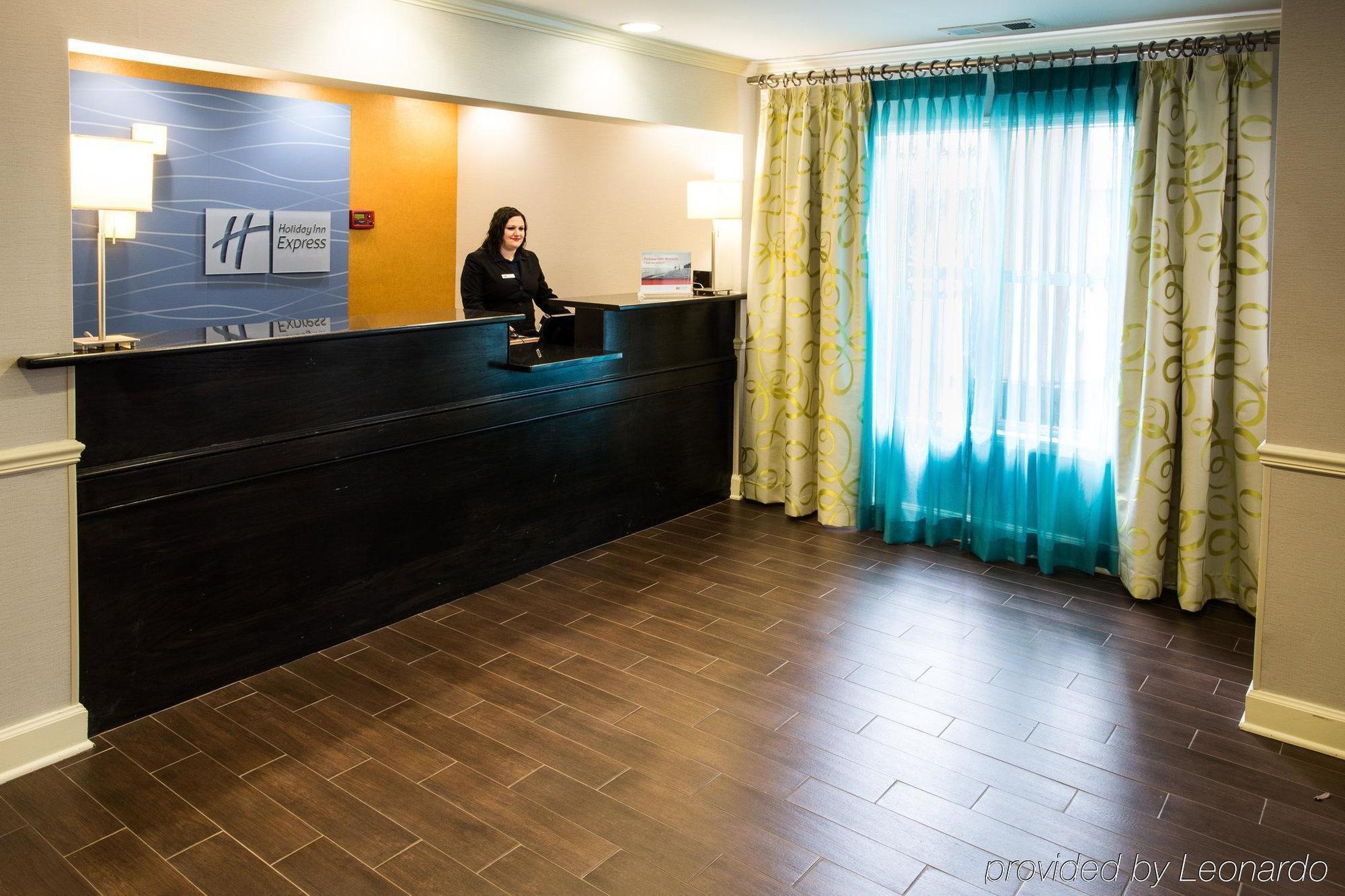 Holiday Inn Express Alpharetta - Roswell By Ihg Exterior photo